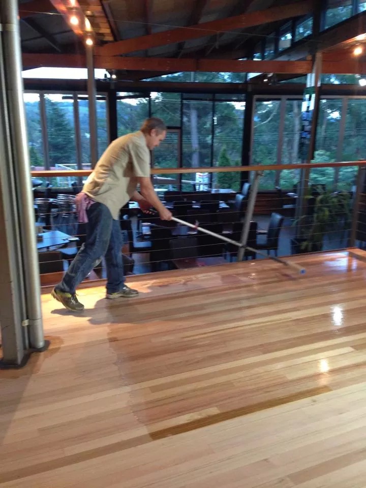 Tasmanian Oak - Applying a natural finish/coating
